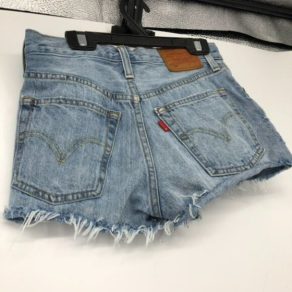 Levi’s 501 cutoff blue denim  shorts distressing - Picture 13 of 14